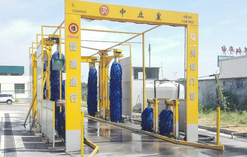 8刷通道式大巴洗車機 8刷通道式大巴洗車機