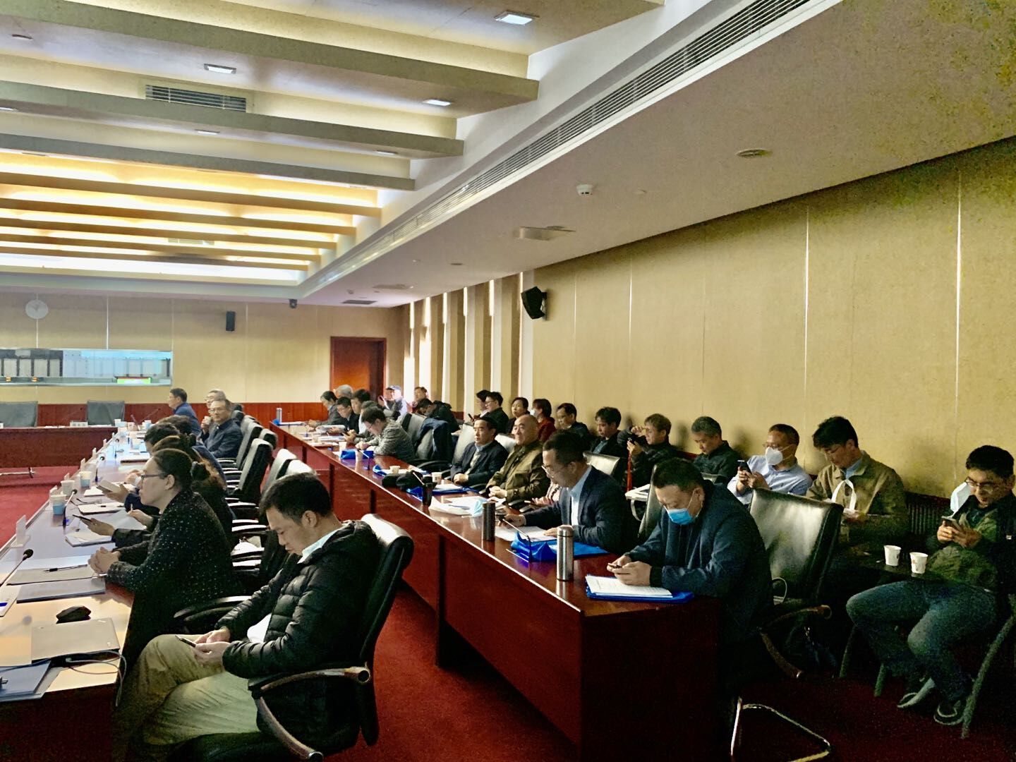 中国真空学会第九届理事会第二次理事会暨第四次常务理事会在北京召开 中国真空学会第九届理事会第二次理事会暨第四次常务理事会在北京召开