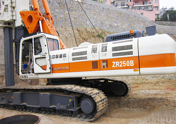 中聯牌旋挖鉆機，型號：ZR250B