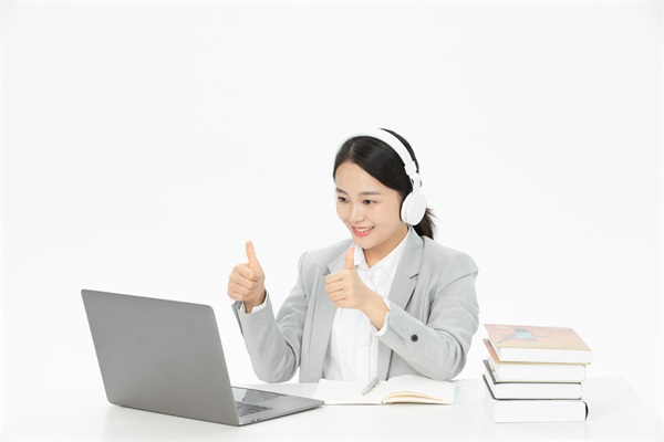 一对一指导〡个性化定制,无微不至,让你体验真正的无忧留学! 一对一指导〡个性化定制,无微不至,让你体验真正的无忧留学!