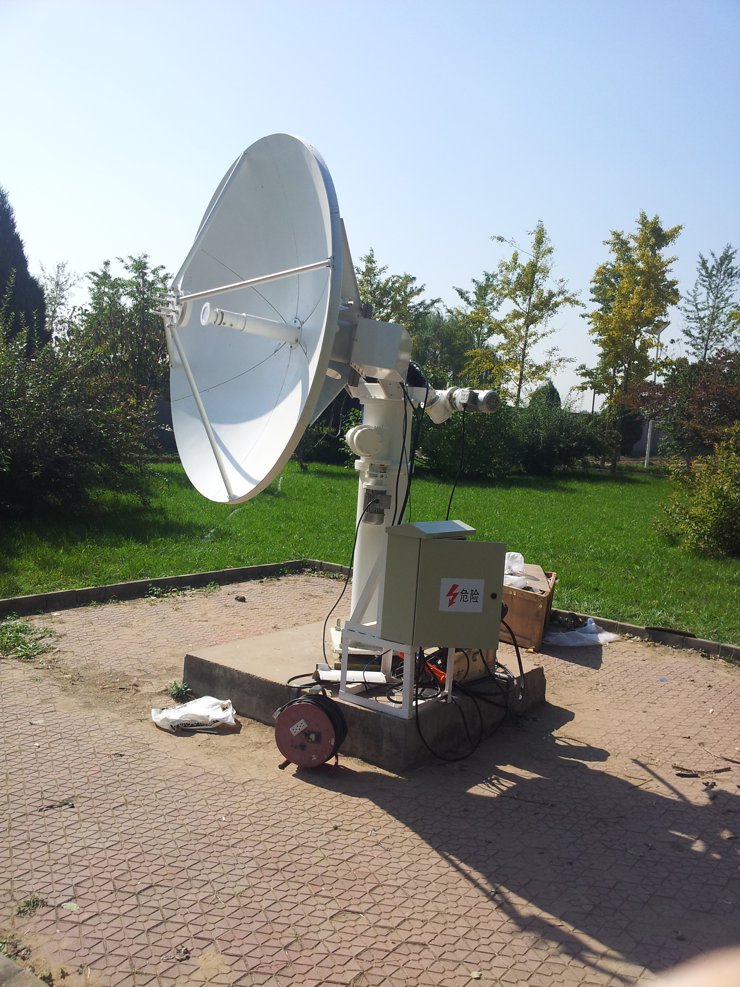 8米卫星通信地面站设备
