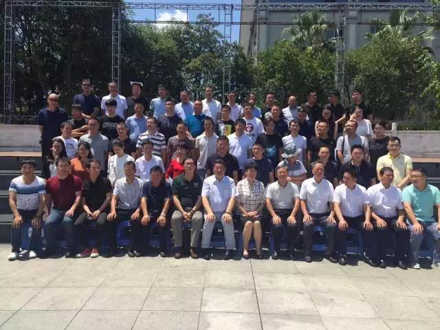 让世界爱上庆元铅笔! ——中国制笔协会青年企业家第五届高峰论坛侧记 让世界爱上庆元铅笔! ——中国制笔协会青年企业家第五届高峰论坛侧记