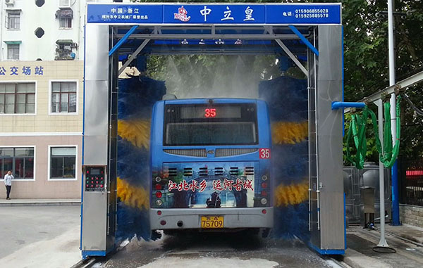 南京公交龍門大巴洗車機